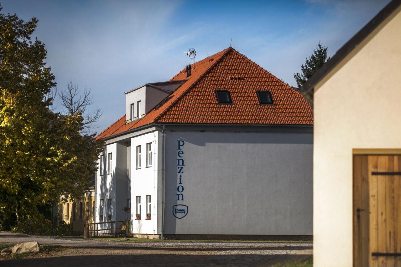 Penzion Pansky Dvur Telc Exterior photo